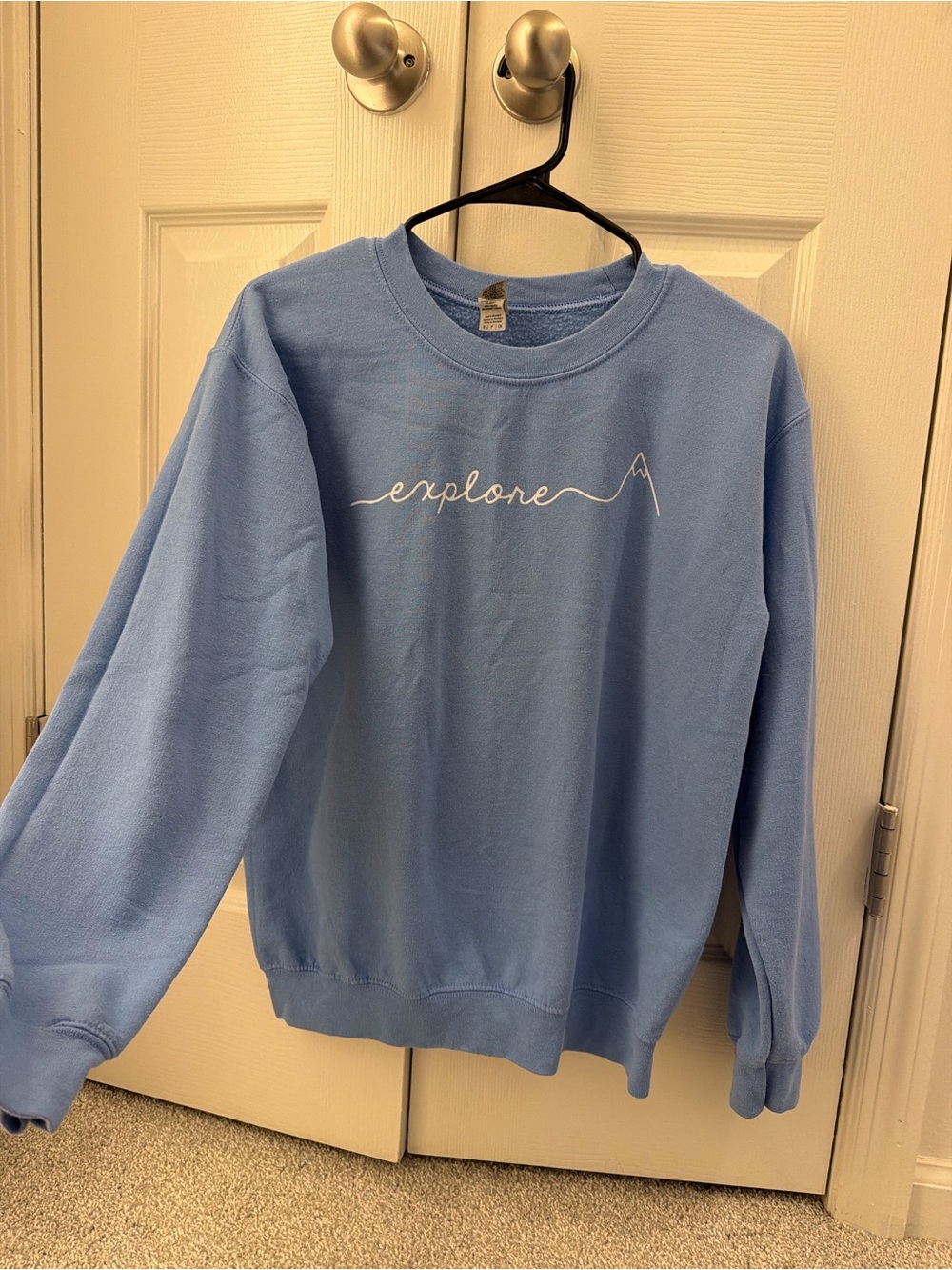 Gildan Light Blue "Explore" Crewneck Sweatshirt